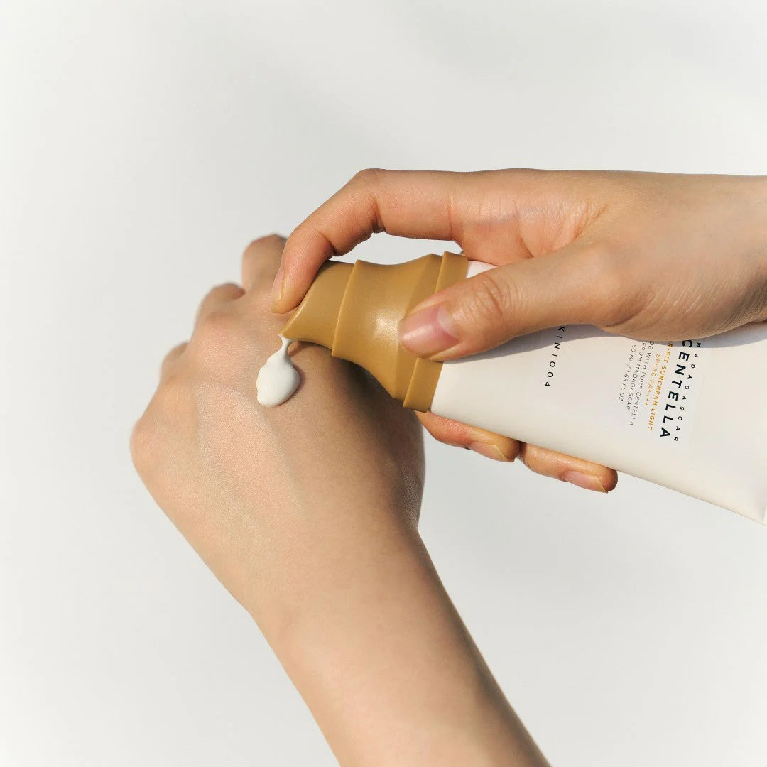 Centella Air-Fit Suncream Light SPF30 PA++++  - SKIN1004