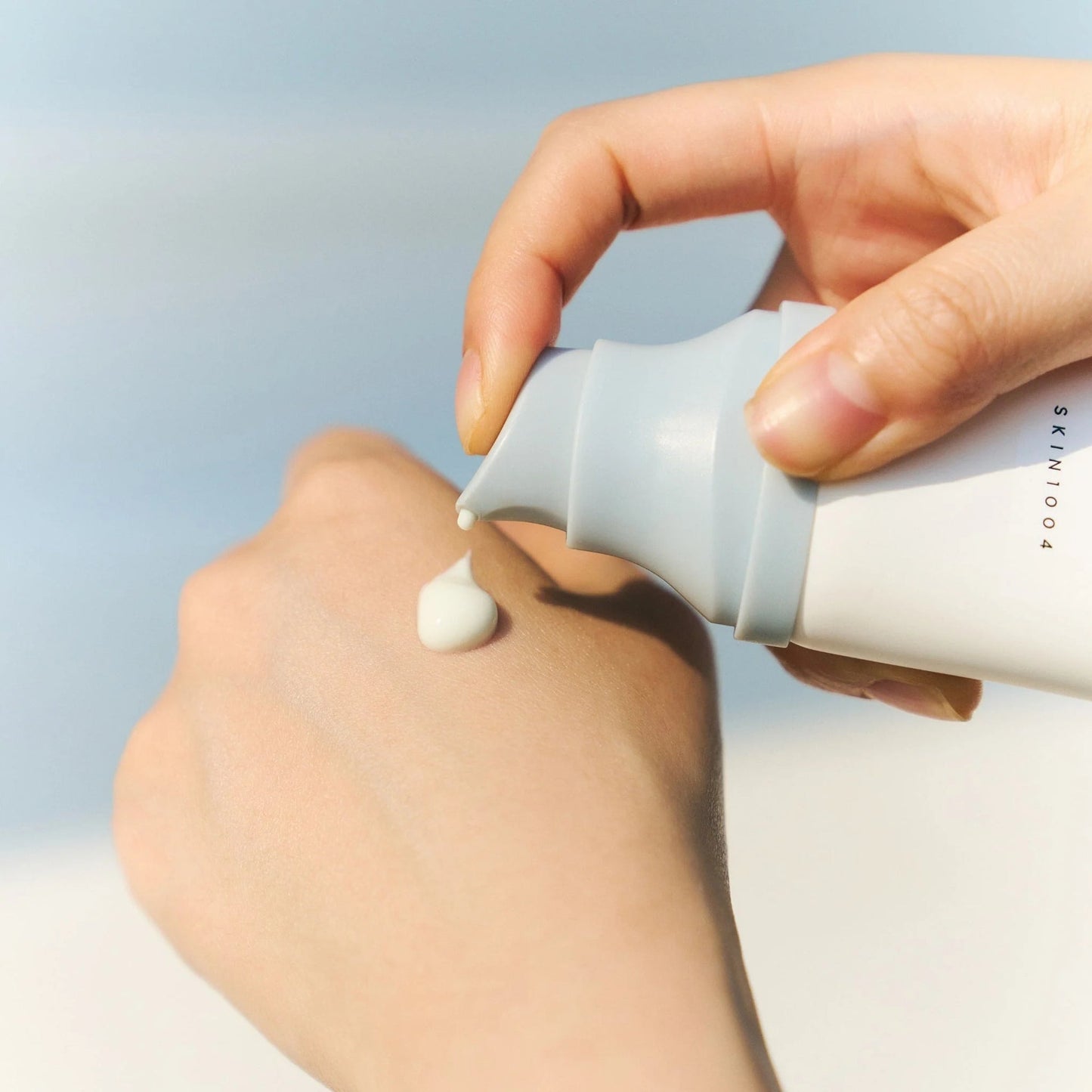 Hyalu-Cica Water Fit Sun Serum SPF50+ PA++++